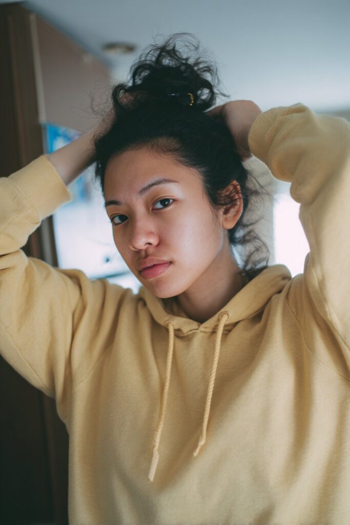 Claw clip twist hairstyle idea you love