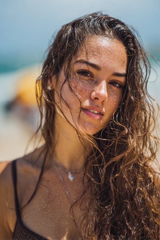 12 Stunning Summer Hairstyles for Long Hair You’ll Love 3 Beach waves summer hairstyle for long hair