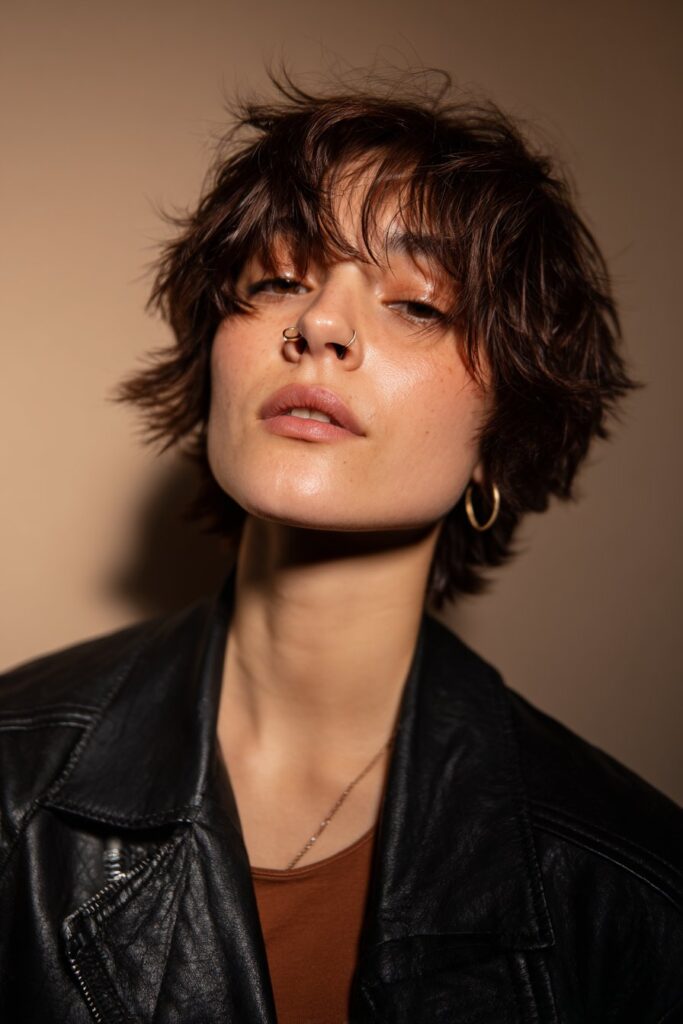 Short hairstyle for fine hair choppy shag
