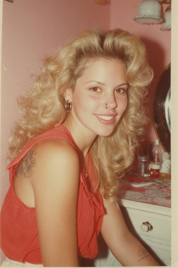15 Iconic 80s Hairstyles for Women You Need to Try in 2026 8 80s hairstyle women big hair