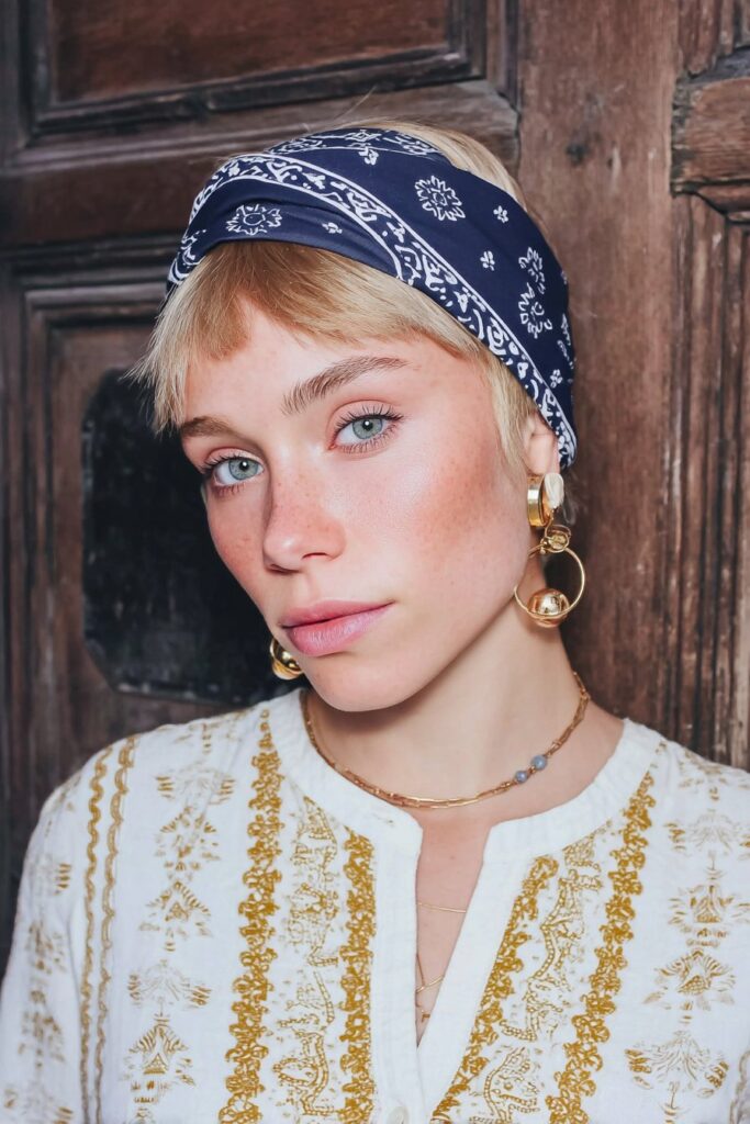 Bandana hairstyles for short hair styling ideas