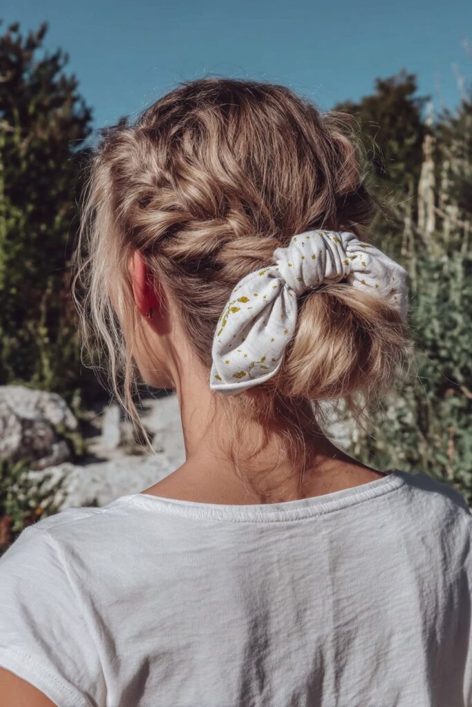 15 Elegant Bandana Hairstyles for Work to Try 9 Bandana hairstyles for work twisted low bun