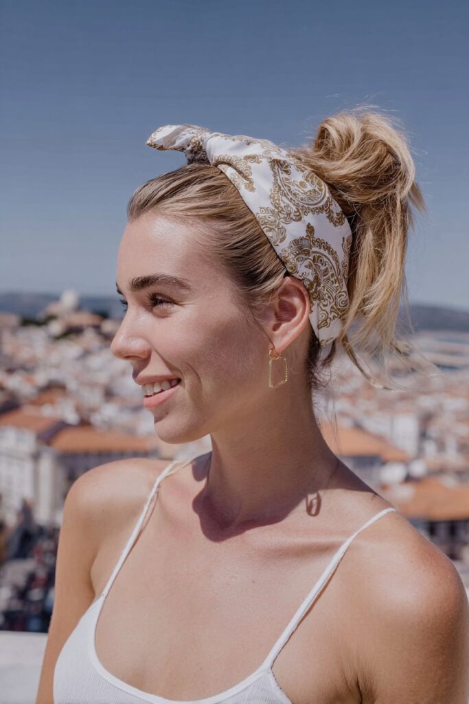 15 Elegant Bandana Hairstyles for Work to Try 6 Bandana hairstyles for work smooth topknot