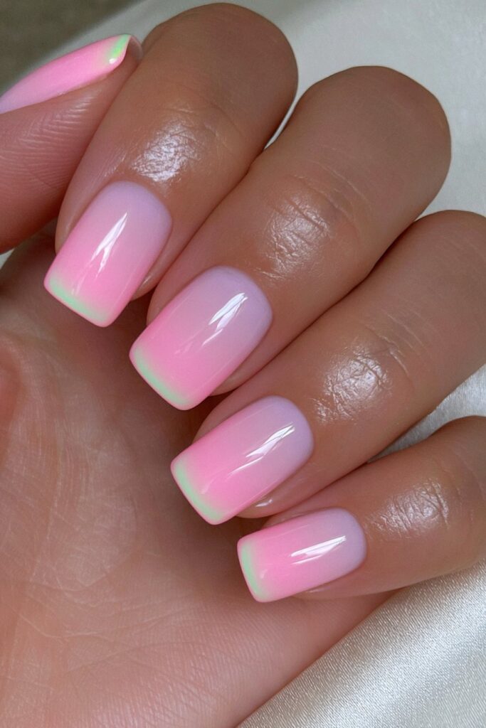 Acid green short nails