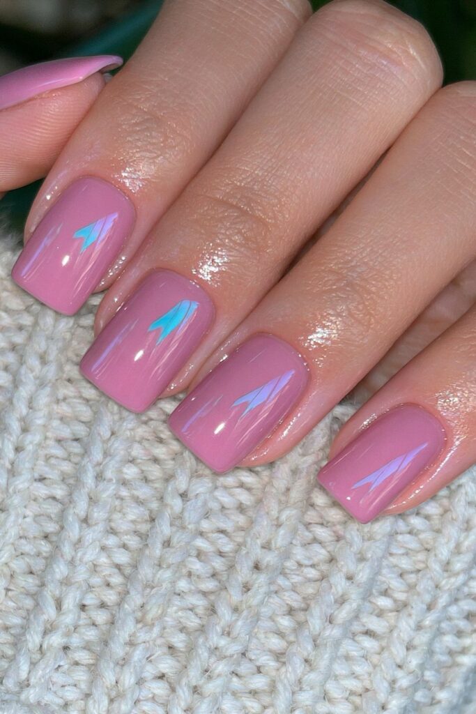Dusty lavender short nails