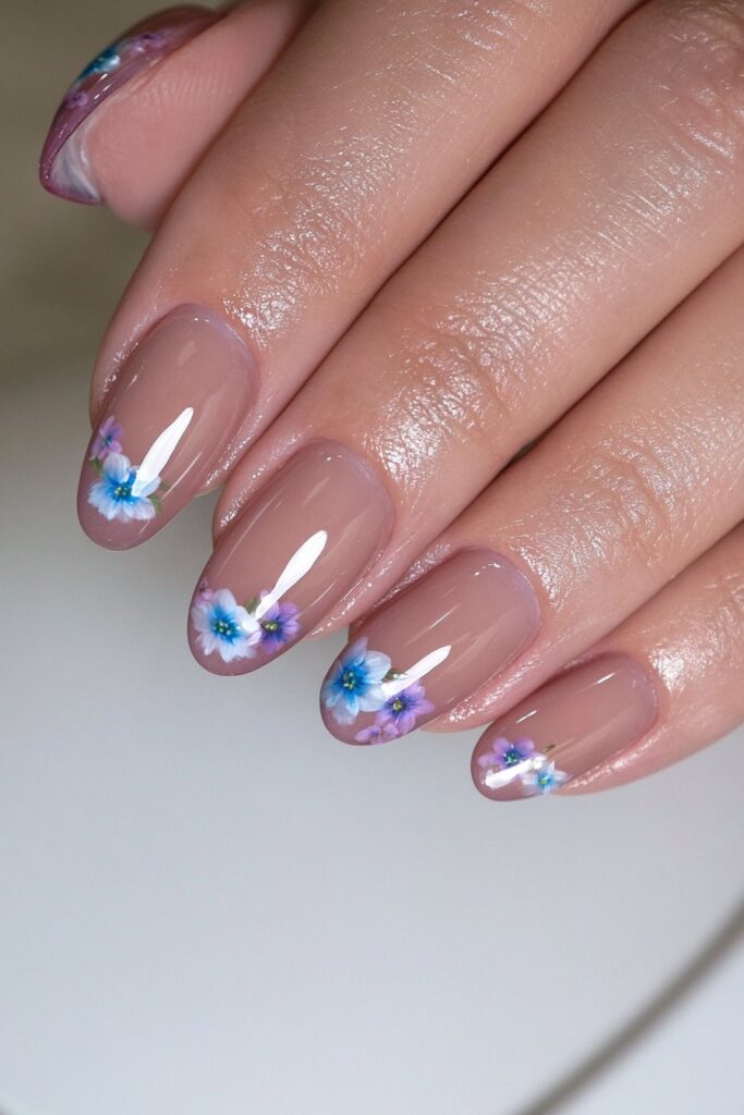 Micro floral art short nails