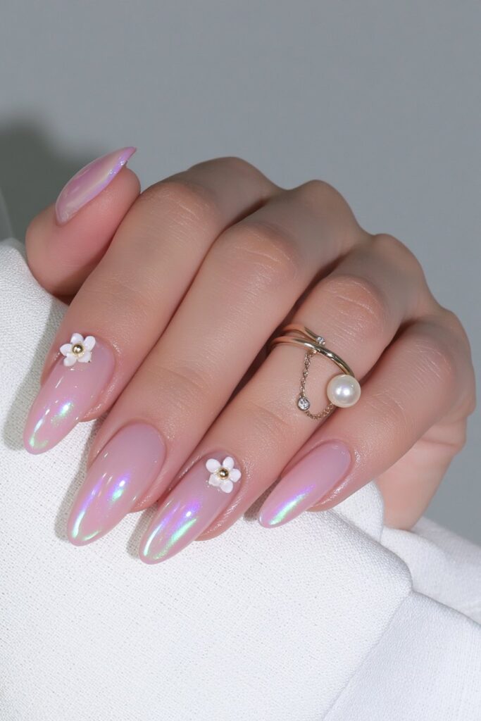 22 Butter Yellow Nail Ideas for the Prettiest Manicure 11 Butter yellow aura nails