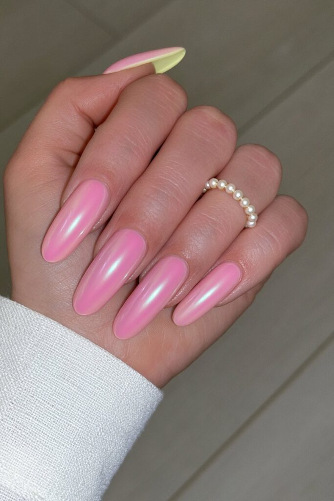 22 Butter Yellow Nail Ideas for the Prettiest Manicure 20 Butter yellow glazed donut nails