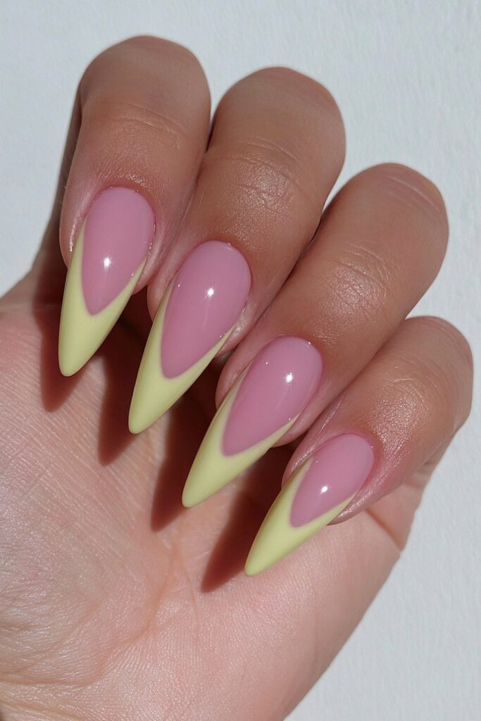 22 Butter Yellow Nail Ideas for the Prettiest Manicure 7 Butter yellow negative space nails