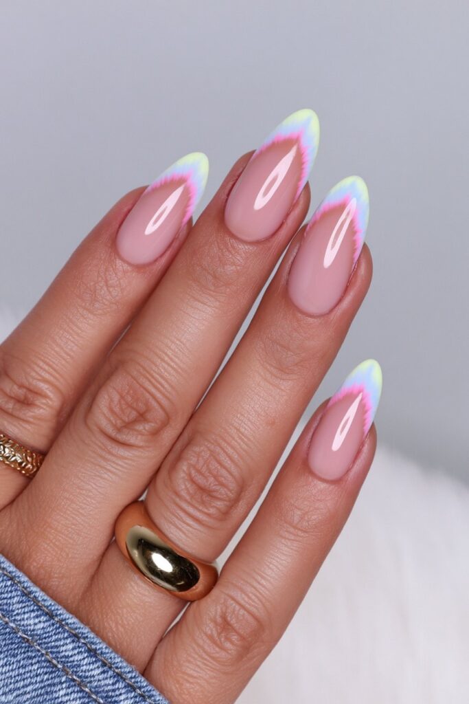 22 Butter Yellow Nail Ideas for the Prettiest Manicure 21 Butter yellow ombré nails