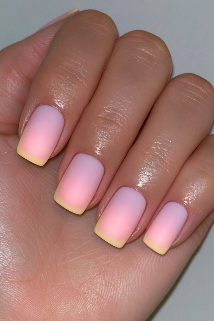 22 Butter Yellow Nail Ideas for the Prettiest Manicure 17 Butter yellow short square nails