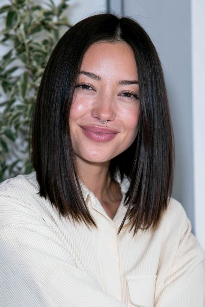 Classic chin-length jellyfish bob with long tentacle layers