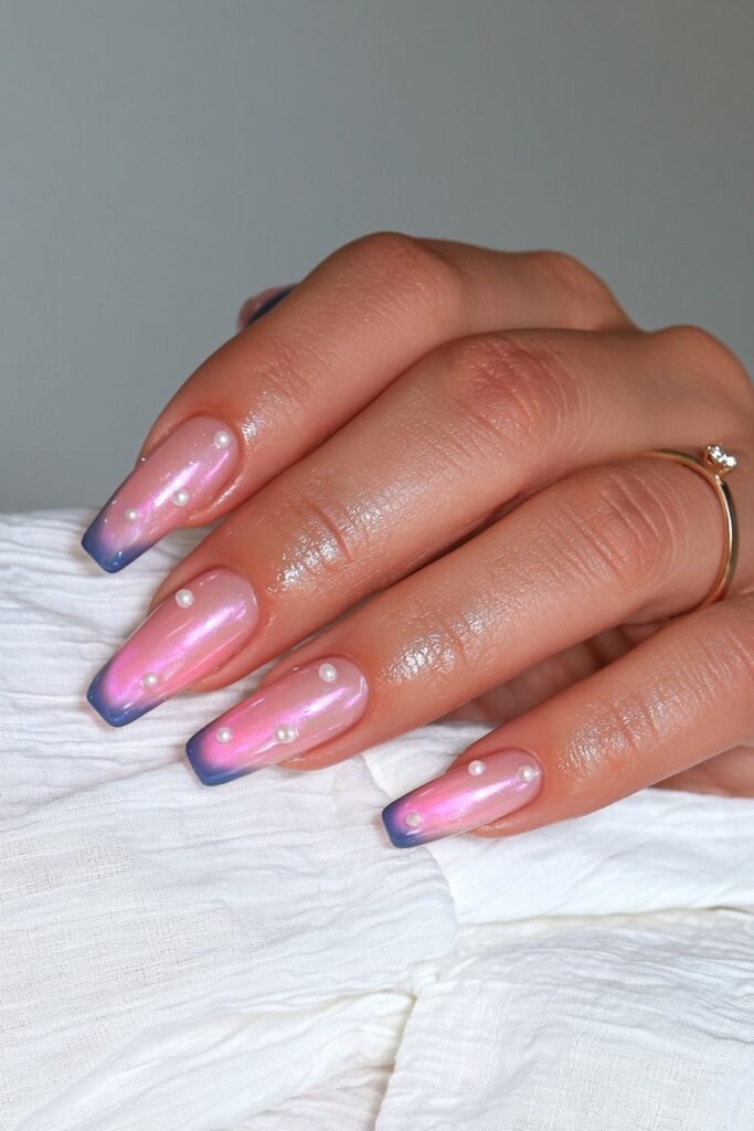 22 Blue Jelly Nail Designs for a Sheer, Glassy Manicure 12 Navy blue jelly nails