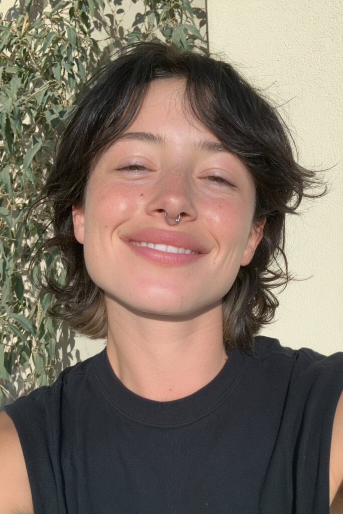 Short wolf cut peekaboo underlayer