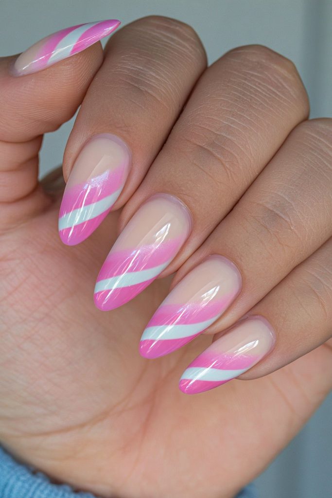 20 Candy Cane Nail Designs for Easy, Festive DIY Manicures 6 Candy cane ombré nail design