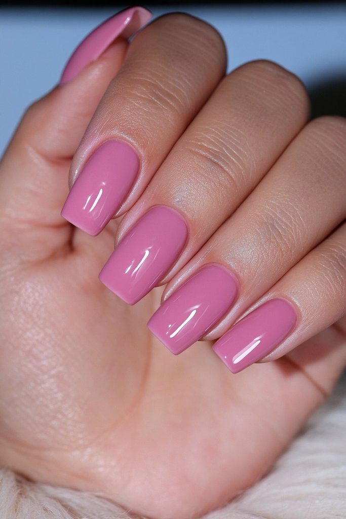 25 Cranberry Nail Ideas for a Rich, On-Trend Manicure 18 Glossy cranberry squoval shaped nails