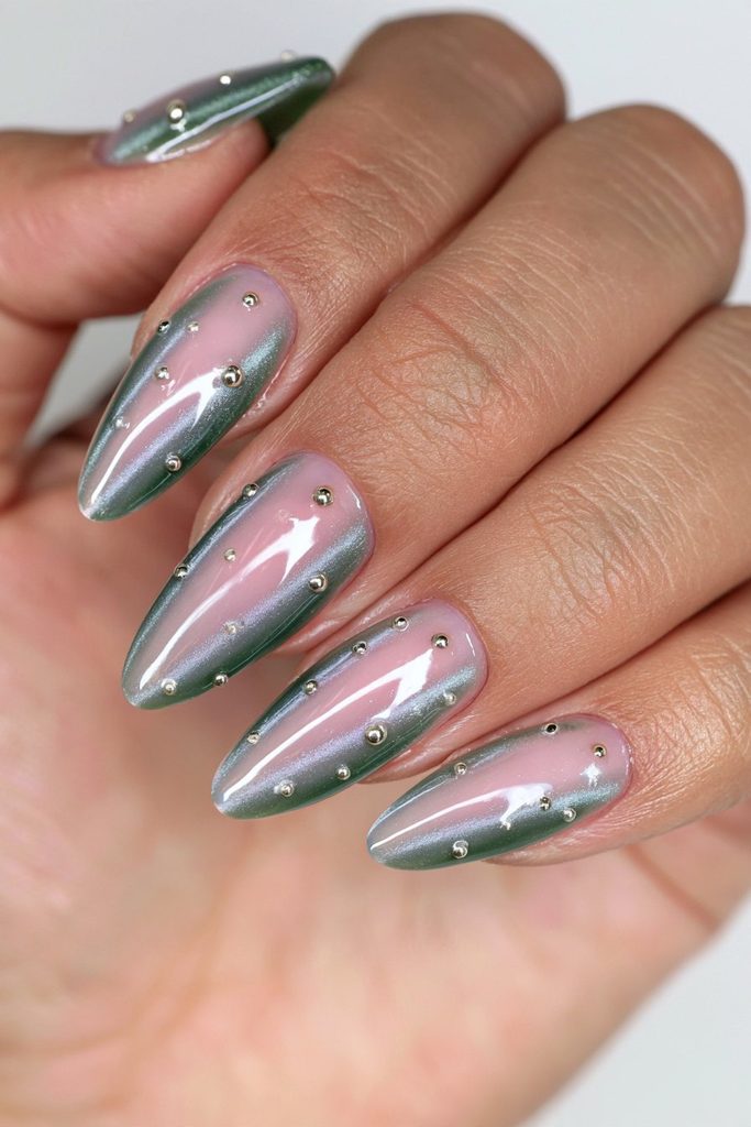 Emerald cat-eye gold button dots