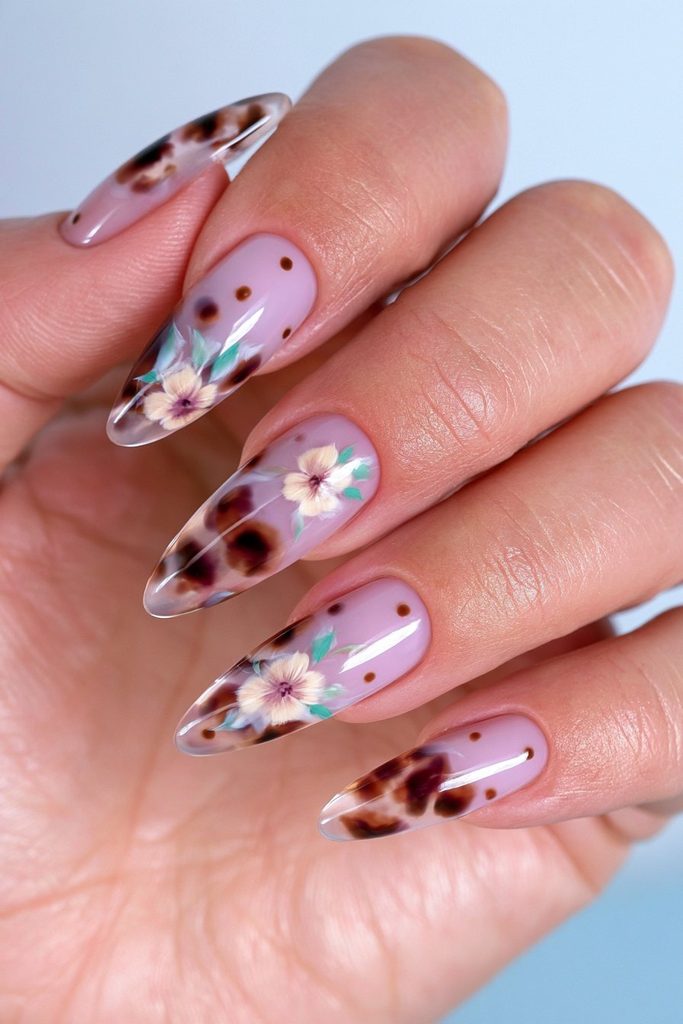 Mixed-print tortoiseshell floral nails