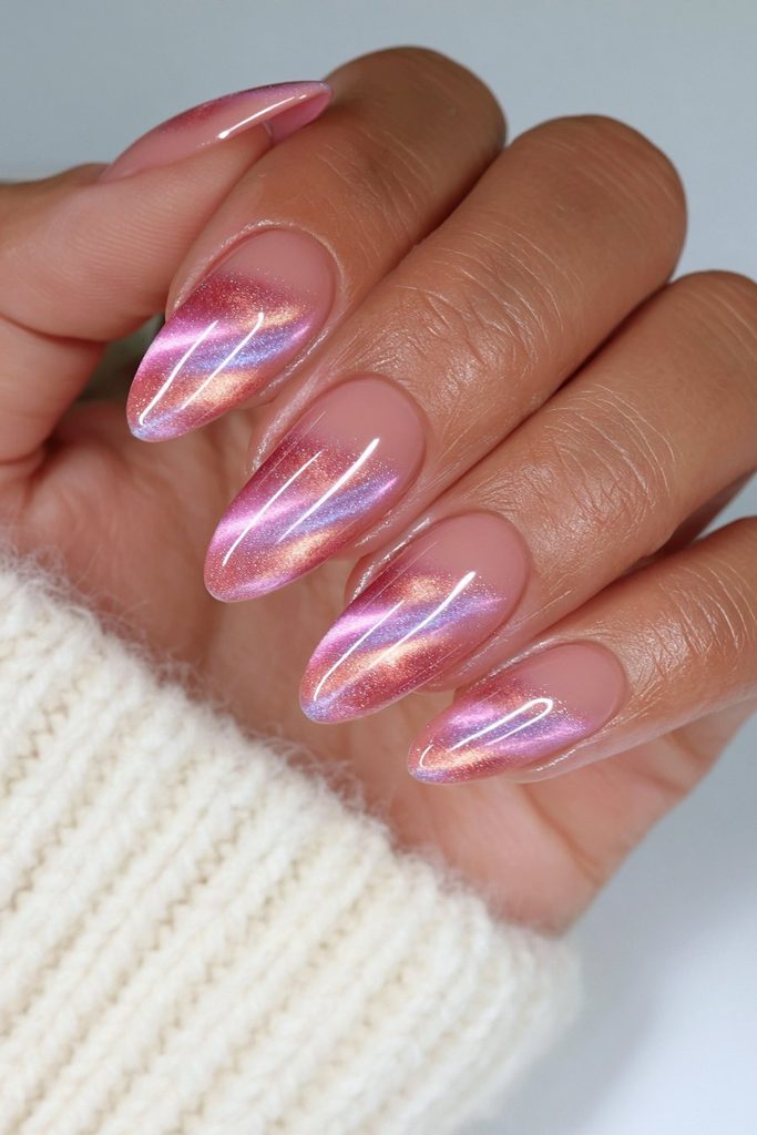 Rust cat-eye nails with warm earthy magnetic autumn shimmer