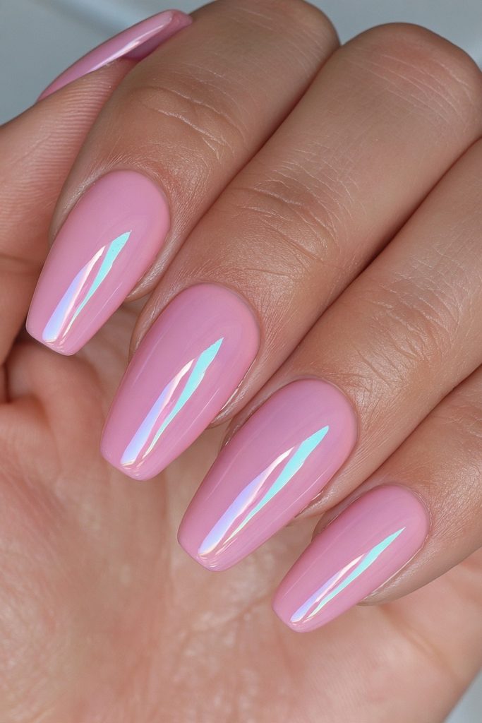 20 Soft, Glossy Sugar Plum Nails for Short Lengths 9 Short almond sugar plum nails