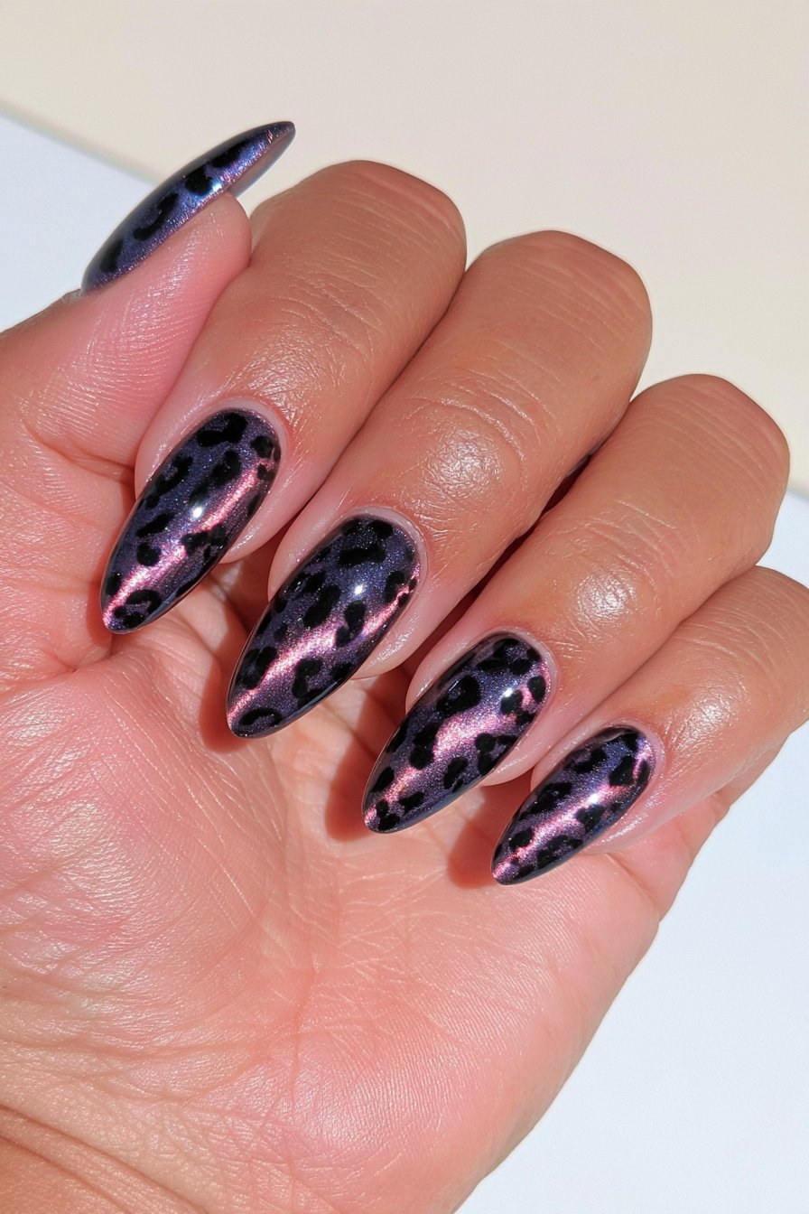 Black leopard print cat-eye nails