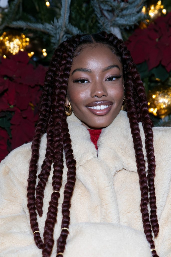 Burgundy knotless braids holiday hairstyle