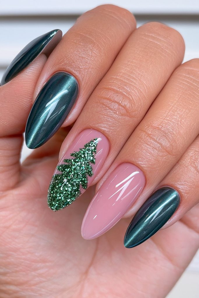 20 Green Glitter Christmas Tree Nails to Try This Season 2 Forest green cat-eye glitter tree