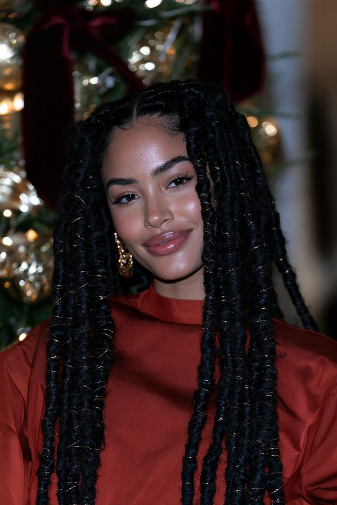 Knotless braids gold thread wraps