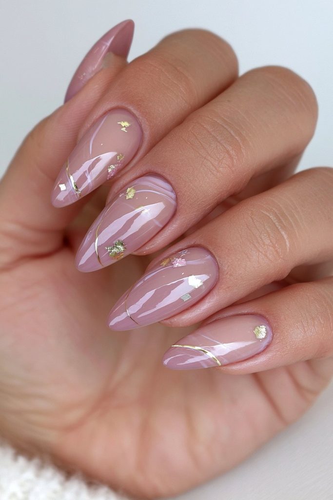 25 Mocha Mousse Nails Ideas for a Cozy, Creamy Manicure 14 Mocha mousse gold detail nails
