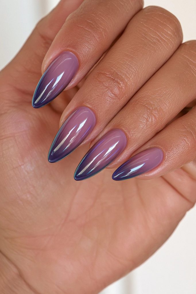 Glossy navy jelly nails