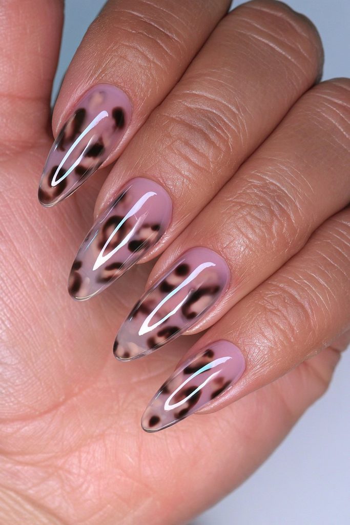 Tortoiseshell jelly pattern nails